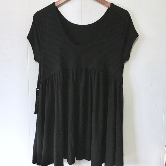 Olivia Sky Tops - • scoop back textured swing top •